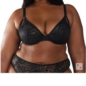 Savage X Fenty Shadowplay Lace Unlined Plung Black Bra Women's Sz 40DD